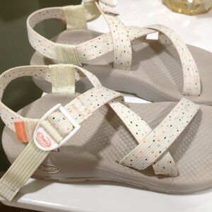 Chacos 6 women's